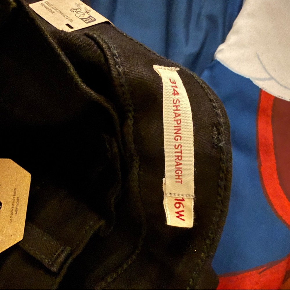 Levi's Black Jeans 314 Shaping Straight